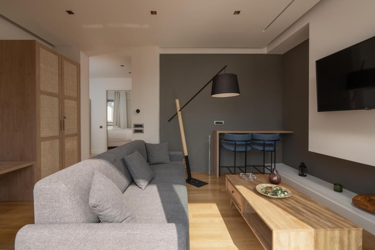 Acropolis Luxury Penthouses With Majestic Views *